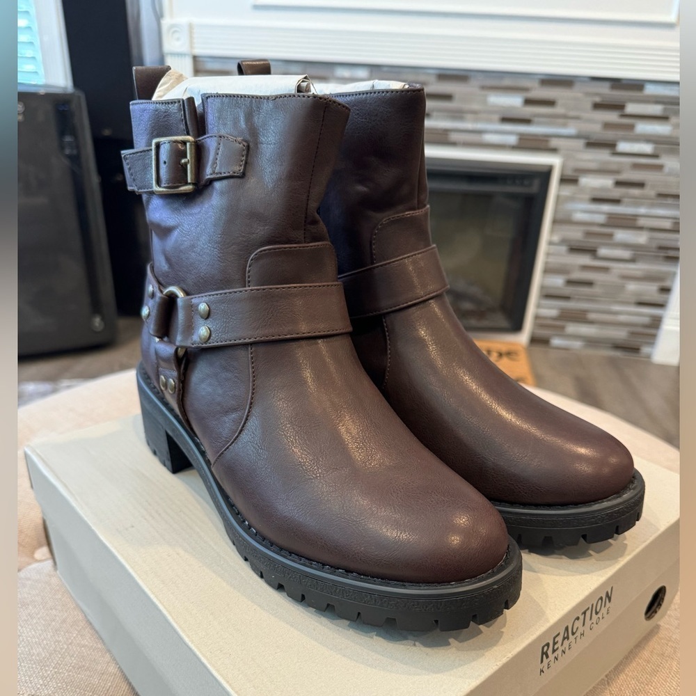 Kenneth Cole Reaction Beryl O-Ring Harness Boot